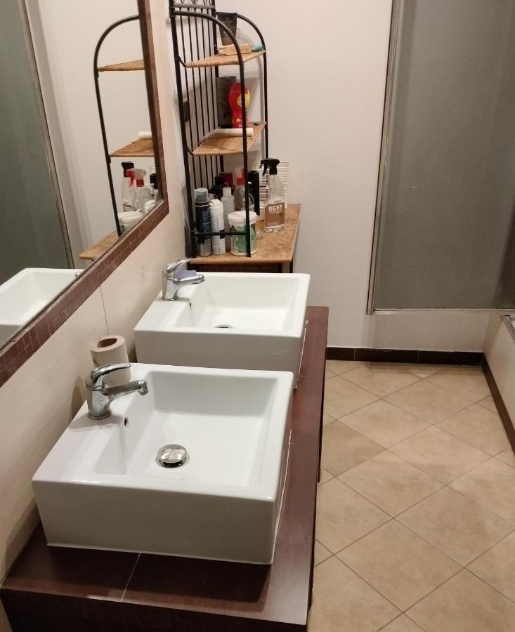 Urocze Studia W Lomiankach, 1- Z Sauna I Tarasem, 2- Z Kominkiem, 3- Ekonomiczne, 7Km Metro Mlociny Warszawa Łomianki 外观 照片