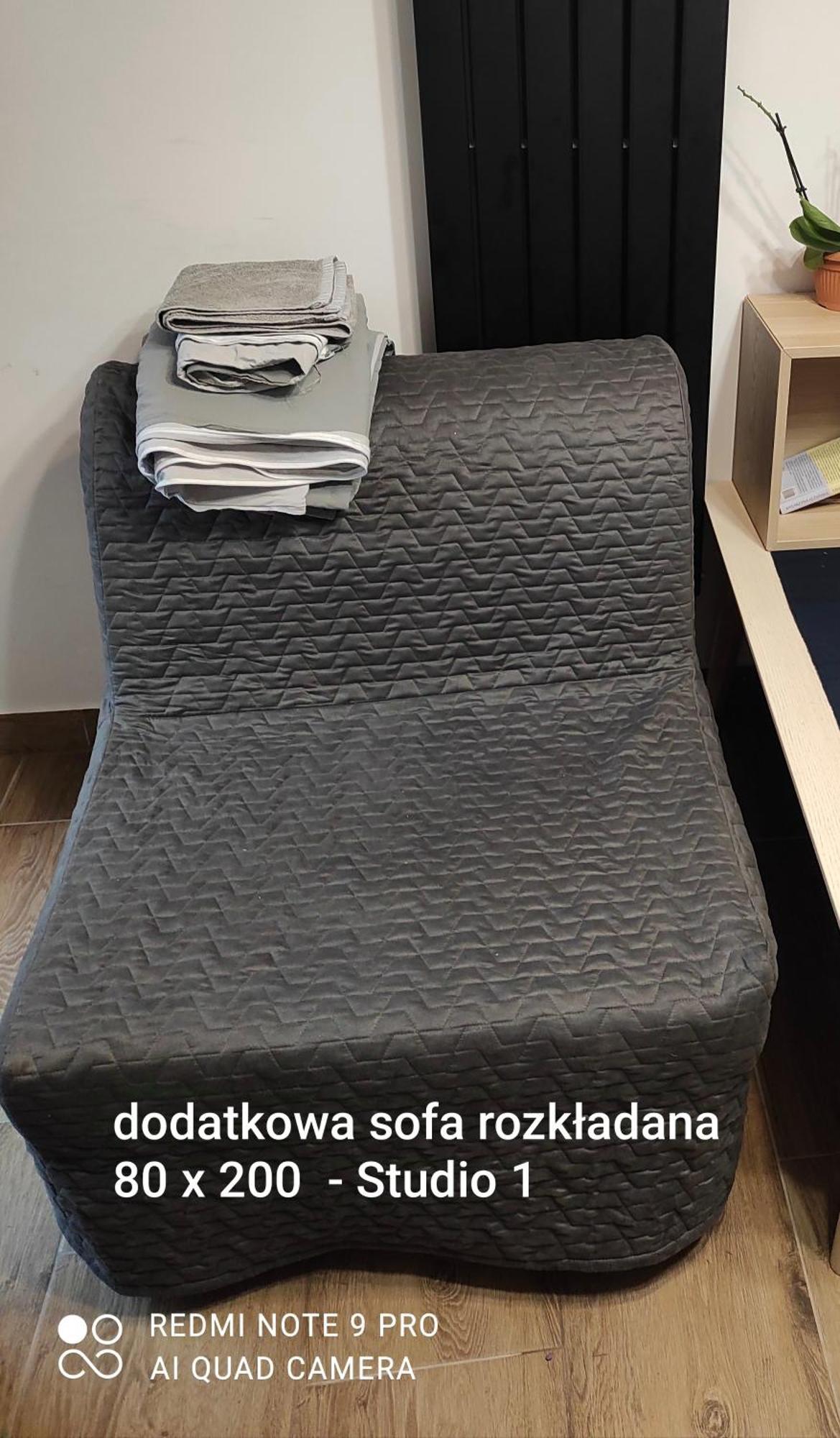 Urocze Studia W Lomiankach, 1- Z Sauna I Tarasem, 2- Z Kominkiem, 3- Ekonomiczne, 7Km Metro Mlociny Warszawa Łomianki 外观 照片
